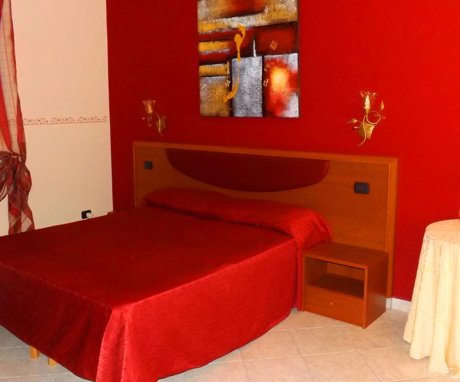 Bed&Breakfast La Villetta Botricello Zimmer foto